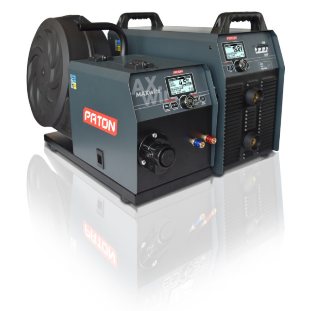 Сварочный полуавтомат PATON™ ProMIG-630-15-4-400V W MAXwire Сварочный полуавтомат PATON™ ProMIG-630-15-4-400V W MAXwire